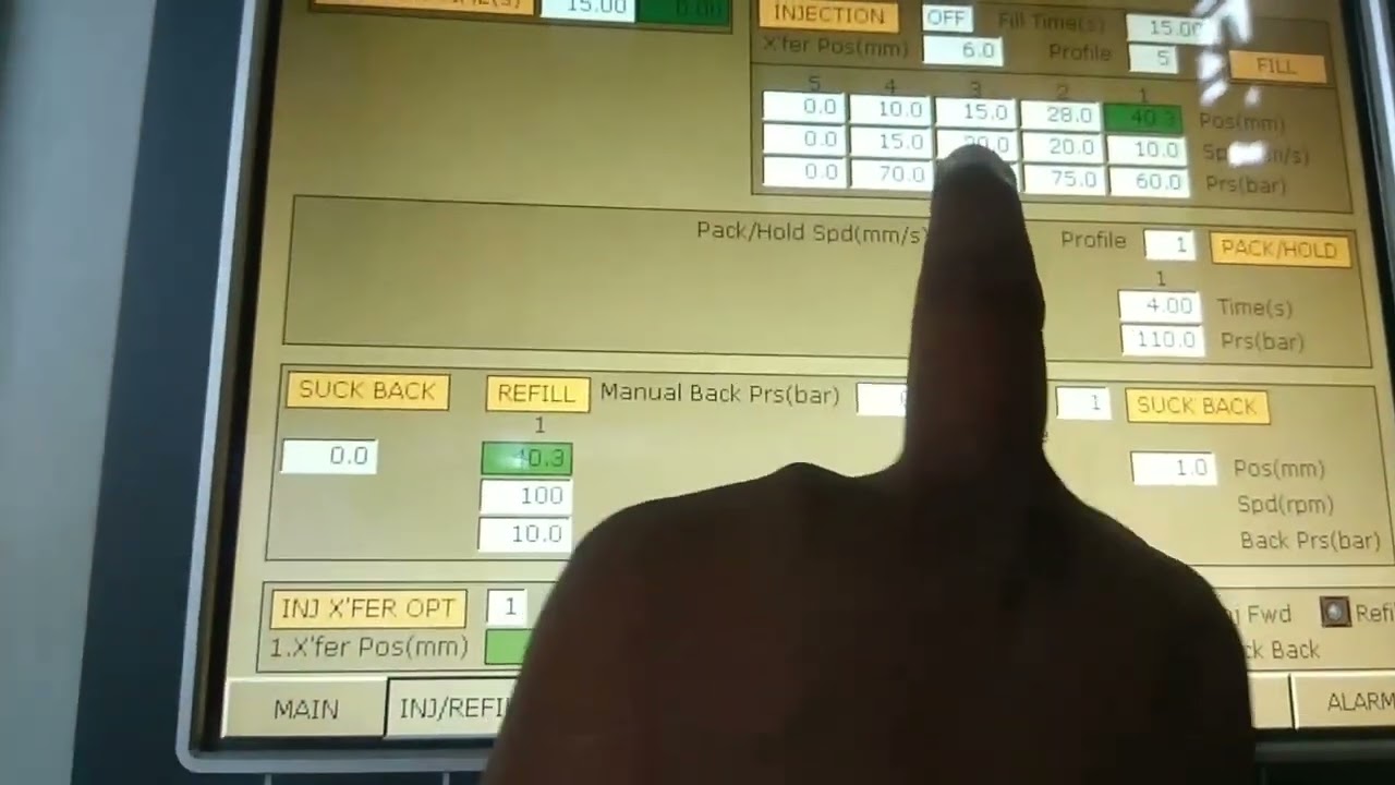 How  does screen plc knowledge Ferromatik milcron machine injection profile?