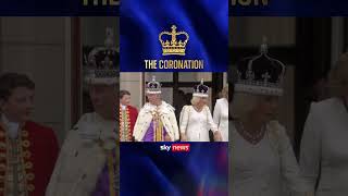 King and Queen appear on balcony
