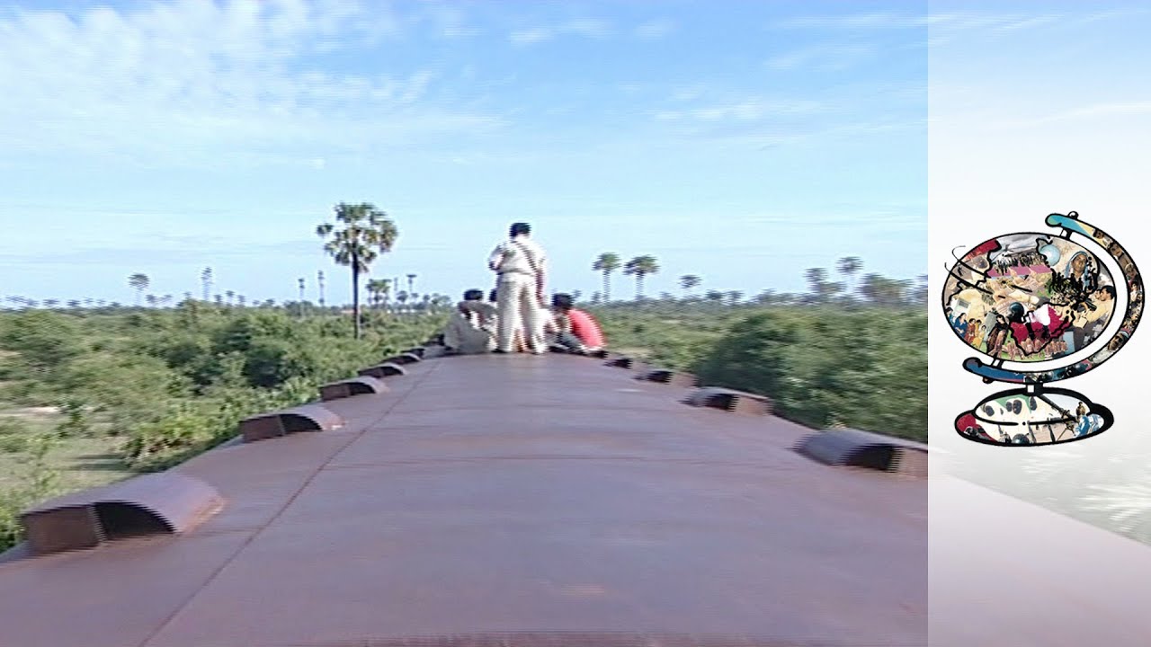 Камбоджийская железная дорога, созданная с использованием местного контента (в буквальном смысле)