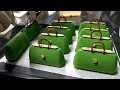 역대급 디저트 케이크!? 놀라운 핸드백 케익 만드는 과정 Amazing handbag cake making process - Korean street food