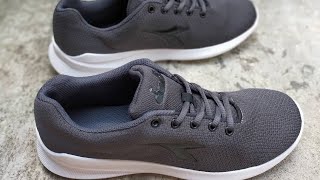 Penampakan Diadora Garbi Dark Grey