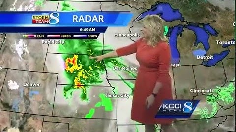 Windows 10 upgrade reminder blows in on weather report,April 30/2016