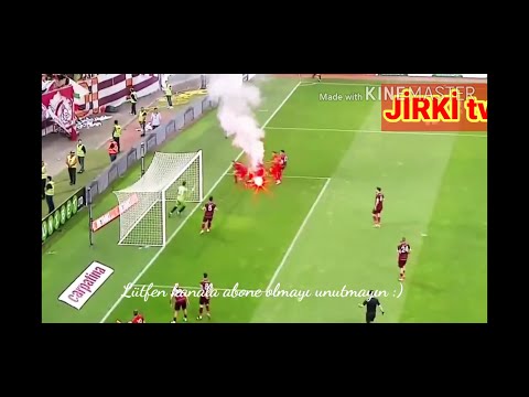 Futbolculara Korkunç saldırı anları😡 (taraftarlar ve futbolcuların korkunç kavgaları)