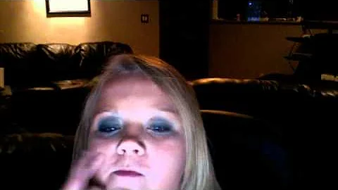 julia mashburn with me singing with me flat iron h...