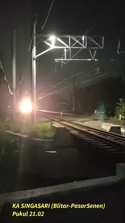 KEJAR KEJARAN KERETA API KAHURIPAN VS SINGASARI#shorts