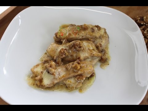Video: Petto Di Pollo Con Salsa Di Noci