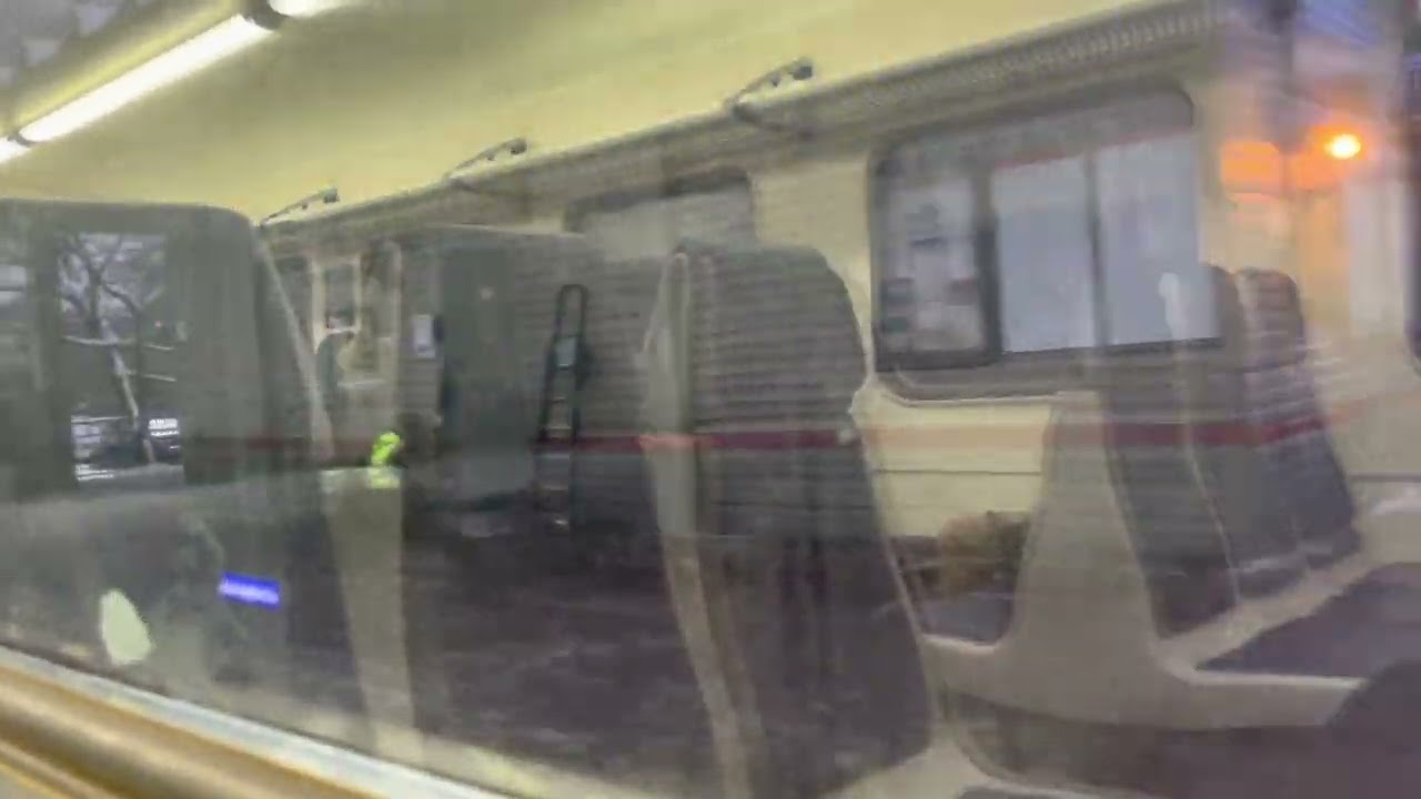 Поездка на Электропоезде Щёлково -Москва Ярославский вокзал сообщение Монино -Москва Ярославская