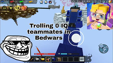 Trolling 0 IQ teammates (Bedwars)[sorry no sound cause of copyright claim]