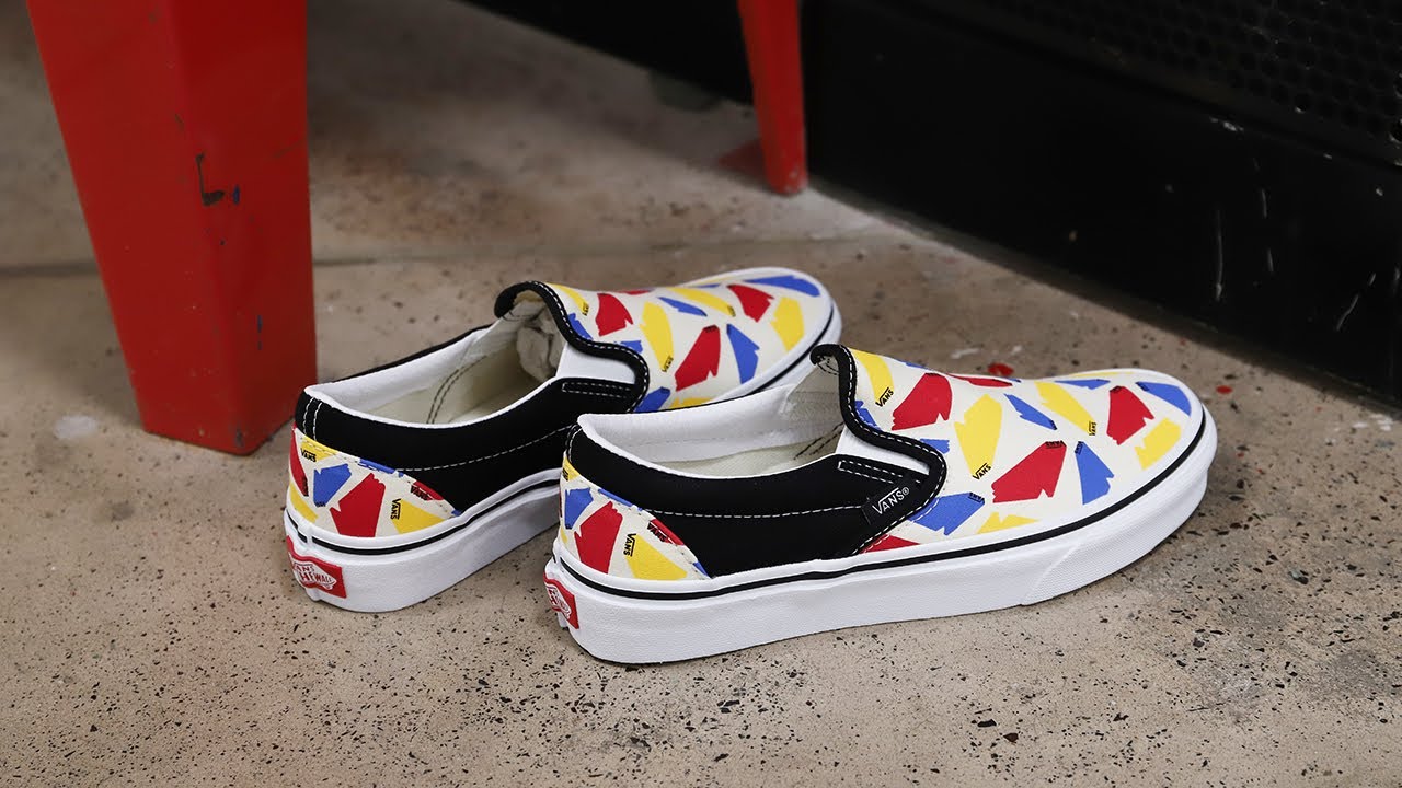 Vans UA Classic Slip-On Pop Logo - VN0A4U382O8 - YouTube