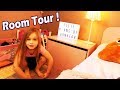 ROOM TOUR DE LA CHAMBRE D'ELLIE - Ellie présente sa chambre en personne !