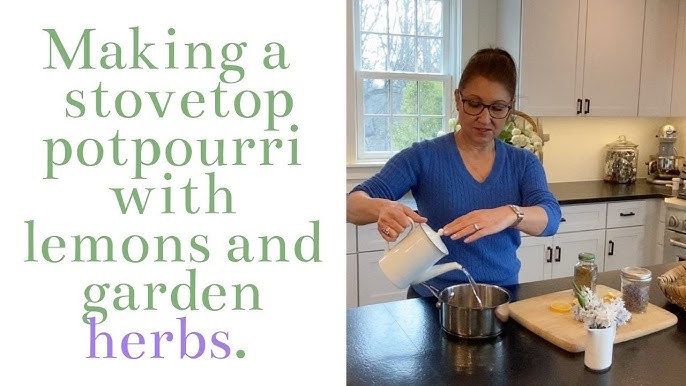 Christmas Stovetop Potpourri Recipe - Cooking With Karli