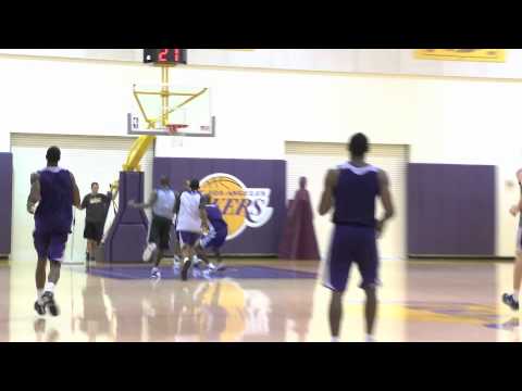 Practice Dunks: Kobe Bryant (10/09/12)