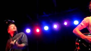 Butch Walker- Pretty Melody (But first an EPIC entrance by Jake Sinclair)