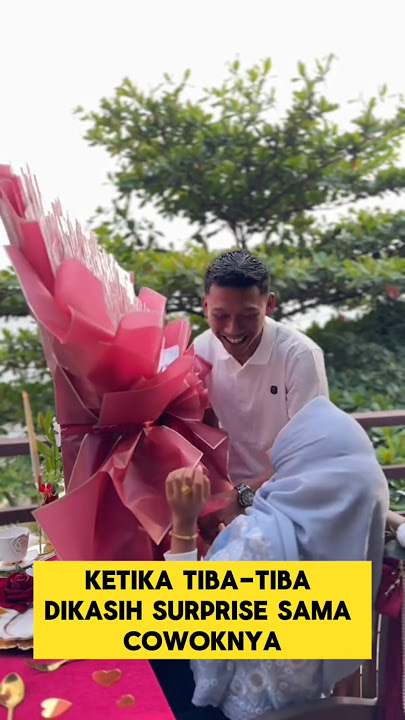 momen haru ketika tiba-tiba pacar datang kasih surprise buket uang ‼️‼️ #surprise #pacar #romantis