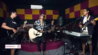 Band Lombok D'Mayer - Dont Look Back in Anger (cover)