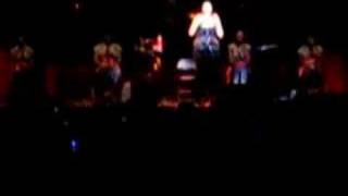 Video thumbnail of "Erykah Badu - Orange Moon.."