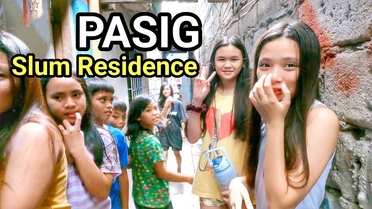 THE OTHER SIDE of PASIG  WALK at SLUM NARROW ALLEY in PASIG Philippines 4K 