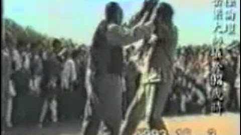 (Push hand)-   (Ma Yue Liang, Taiji Master, 92 years old) - YouTube.mp4