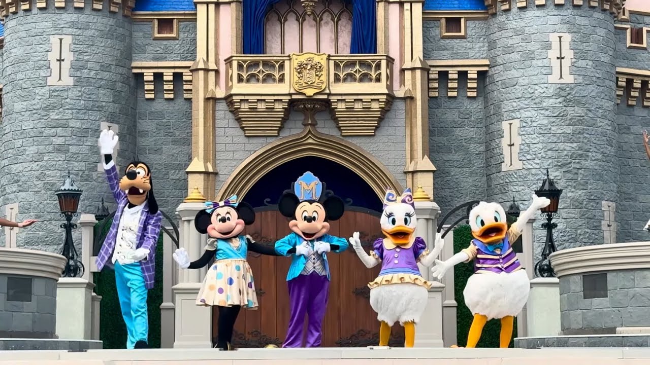 Mickey’s Magical Friendship Faire