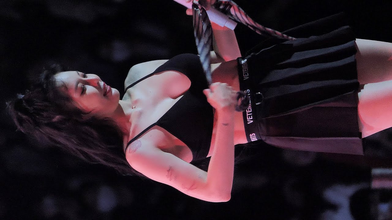 220524 현아 HyunA - 잘 나가서 그래 Roll Deep : 사이드캠 (경희대국제캠축제) 직캠 fancam by zam