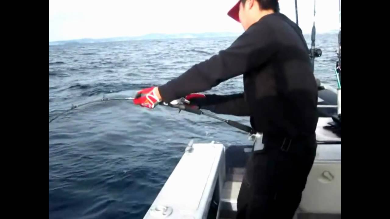 Ken Yang jigging king fish kerikeri YouTube