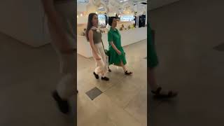 Минск, парфюмерия — выбираю духи, советуюсь с консультантом”#влогтишины #ароматвкадре #магазинМинс