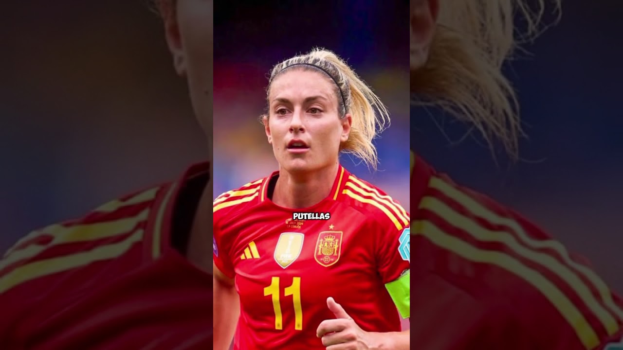 Top five best female players in football history. 