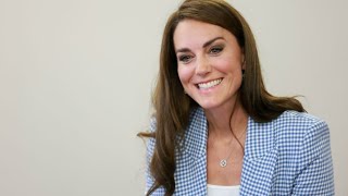 Princess Catherine attends a baby massage class at the Windsor Health Clinic