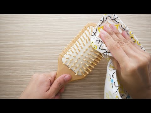 Video: Jak vyčistit štětinový kartáč na vlasy: 14 kroků (s obrázky)