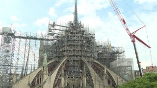 Notre-Dame de Paris: la cathédrale retrouve sa croix du chevet | AFP