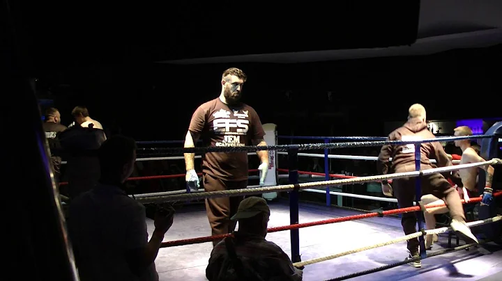 Craig Downing vs Lee Floyd