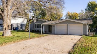 3129 Cottonwood Ln, Omaha, NE