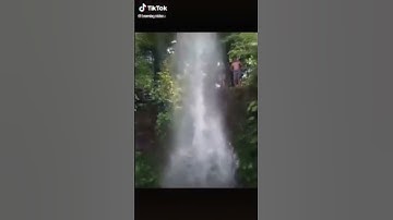 Thumbnail of big tucks