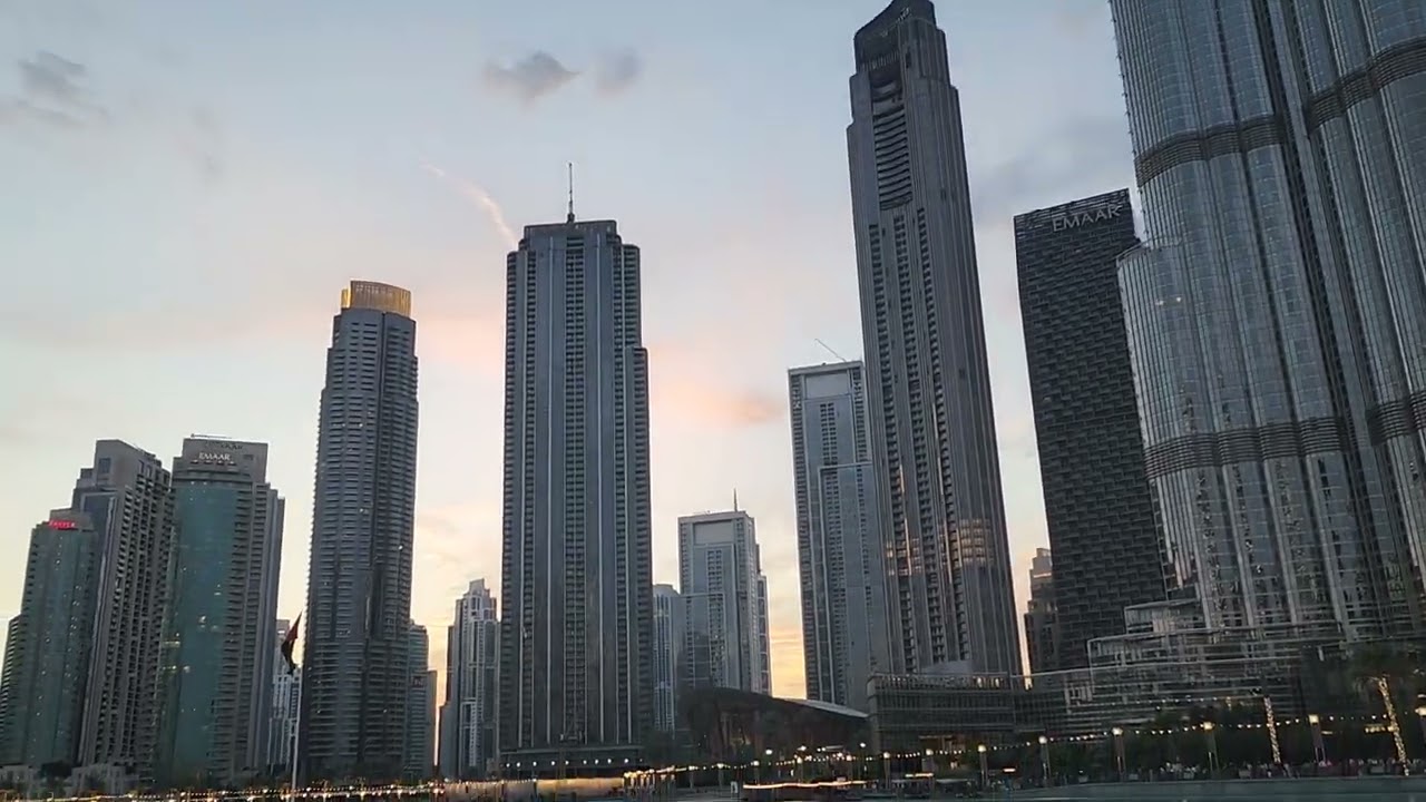 Dubai Mall Surroundings..