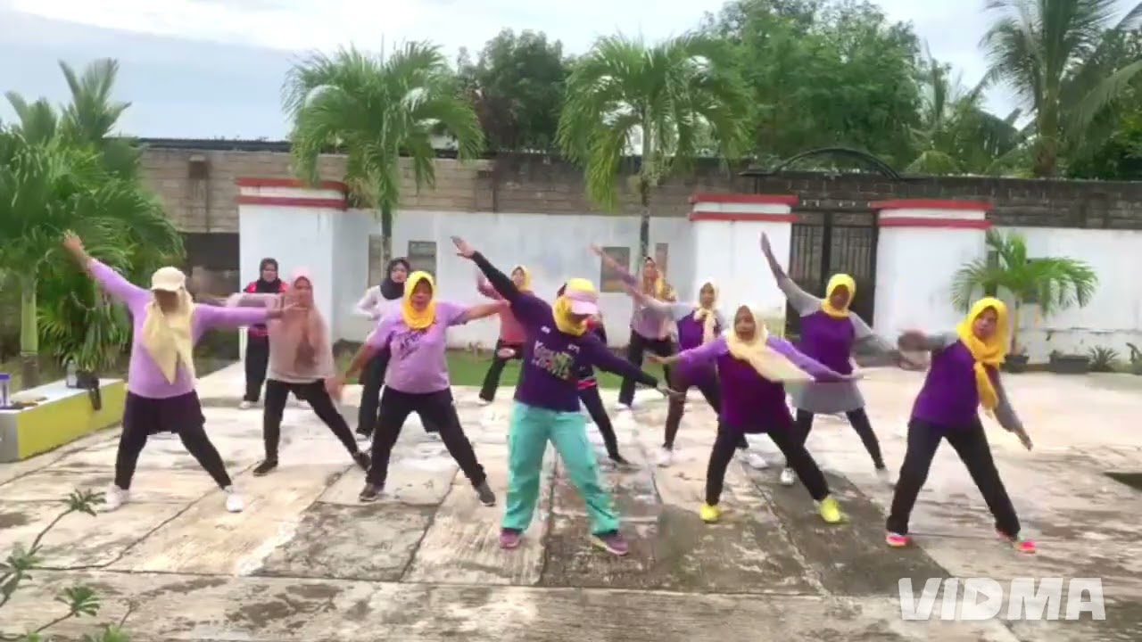 EEEE AA\SENAM KREASI\LAGU VIRAL\TIKROK VIRAL\MUDAH DIIKUTI