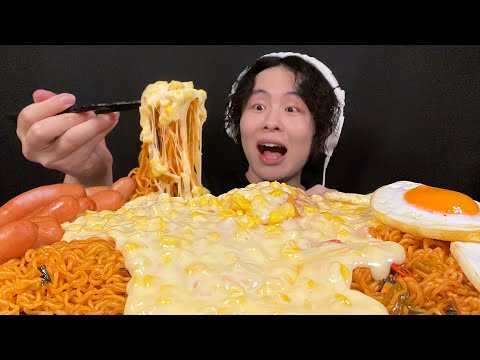 ASMR 辛ラーメン焼きそばのコーンチーズがけ‼️【咀嚼音/大食い】