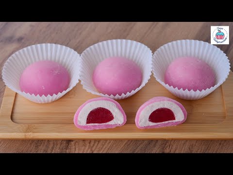 Моти с ягодным пломбиром