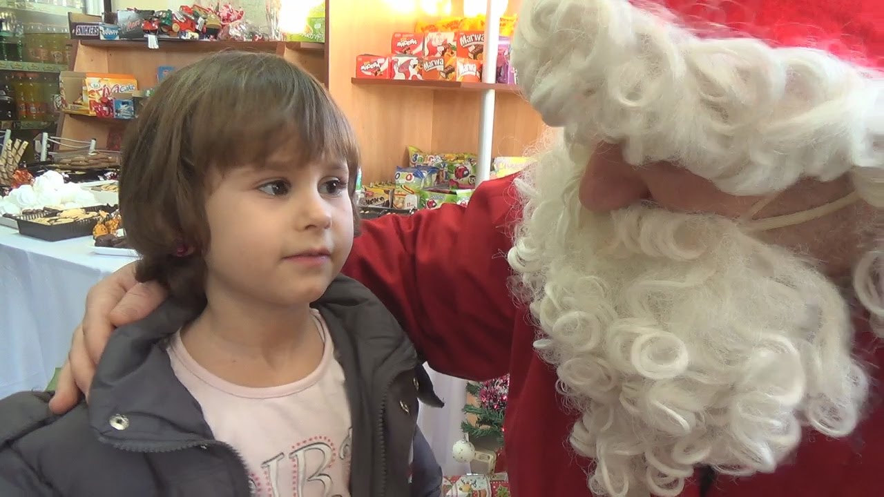 Десетки деца посрещнаха Дядо Коледа на метан станция Атанасов груп