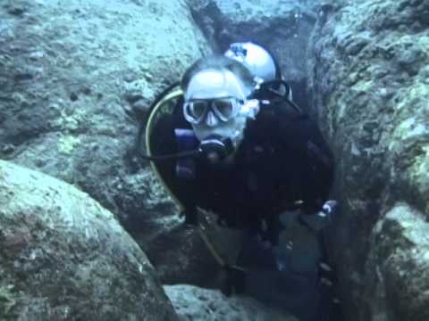 Diving Japan's mysterious underwater ruins with Graham Hancock