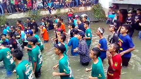 Muncul nya ratu goyang damai - tembelang - jombang2018