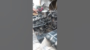 how to fitting a new engine piston in engine block#kashi #mechanic ##truke