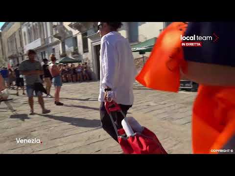 LIVE Scontri a Venezia alla manifestazione contro il G20: diretta video