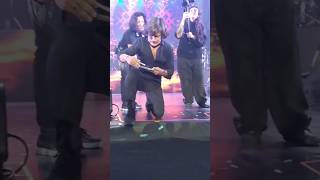 Diego Torres firmando álbumes post concierto - Córdoba 2025