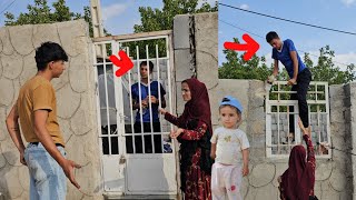 Sajjad protests Farzad's stay with Elham