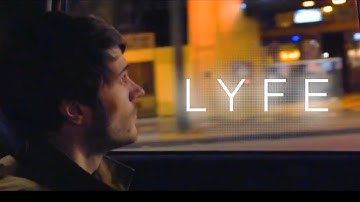 Be Creative: Exploring human communication