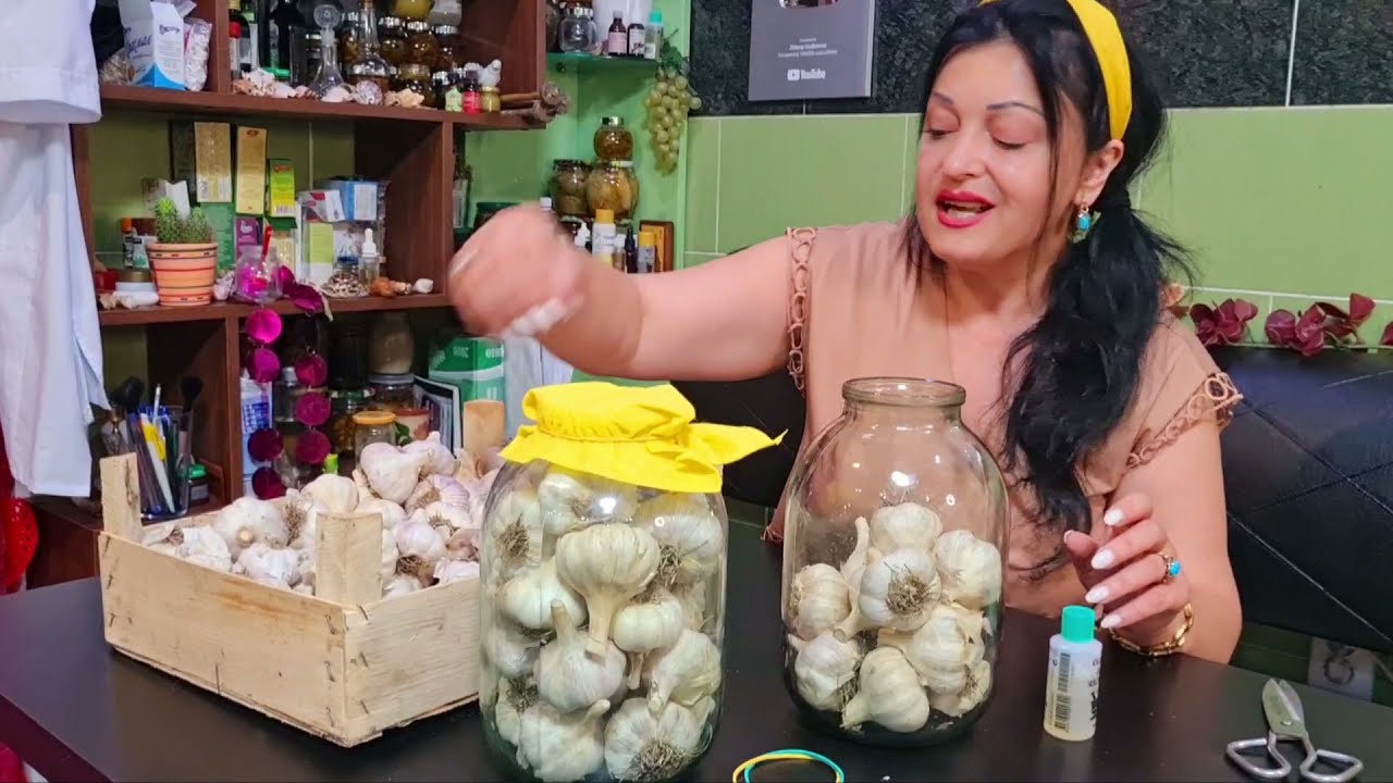 Cum păstrezi  usturoiul  de la an la an sa nu se strice. Benificele acestui minunat aliment.