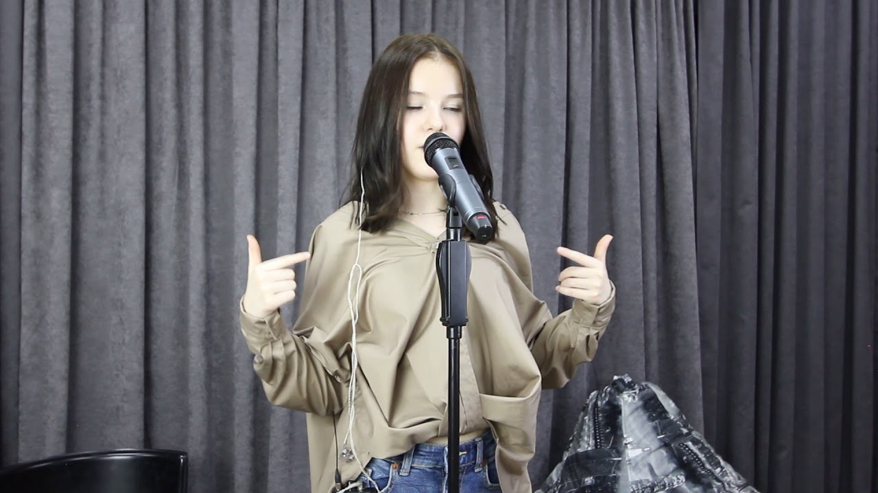 Daneliya Tuleshova - Bellyache   Billie Eilish cover   live