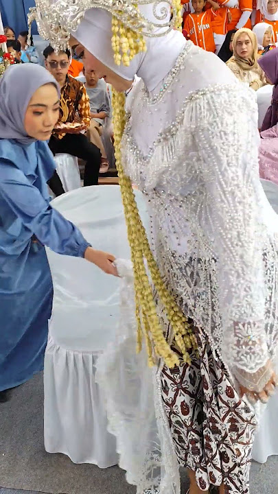 Pengantin cantik menuju sawer pengantin #pernikanan #shortvideo #pengantin