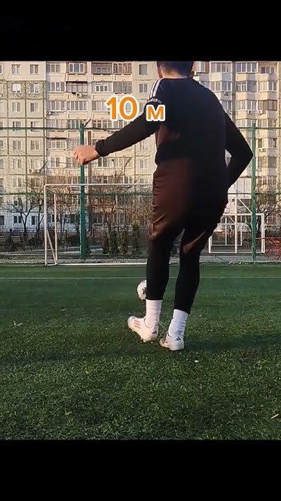 точный пас #football #shorts - YouTube