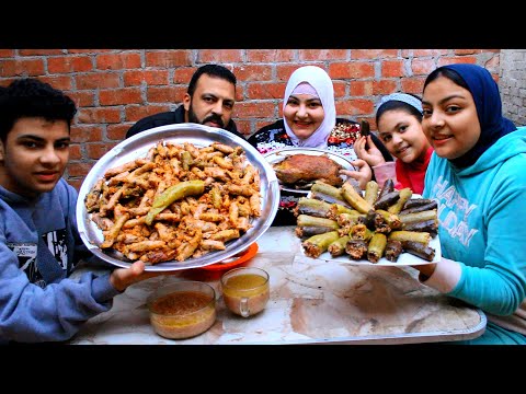 دكر بط وحلتين محشي على السطح